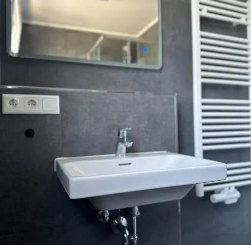 4 * Леверкузен