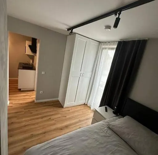 4 Леверкузен